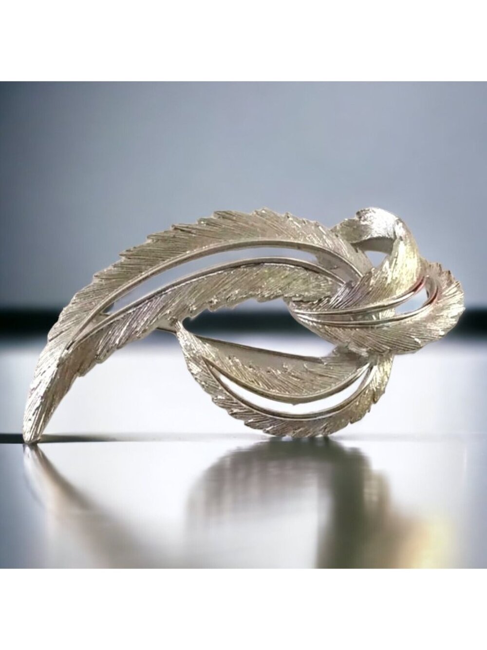 Vintage Sarah Coventry Silver-Tone Feather Brooch Pin Elegant Textured Design Ci